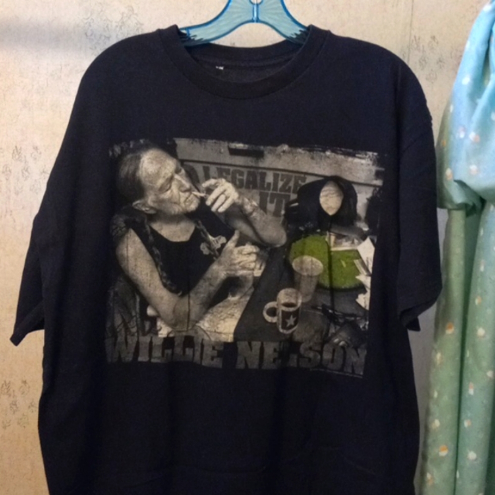 Willie Nelson tee